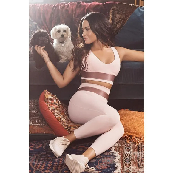 FABLETICS Demi Lovato Valetta Rose Gold Sports Bra Leggings Exercise Set Size XS - Picture 1 of 9